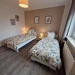 For 4 - Parking Space For Car - Internet * Bielefeld