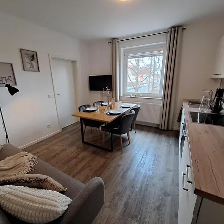Apartament For 4 - Parking Space For Car - Internet Bielefeld