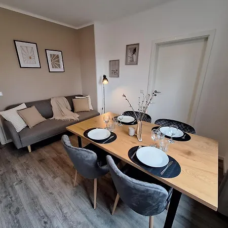 شقة For 4 - Parking Space For Car - Internet