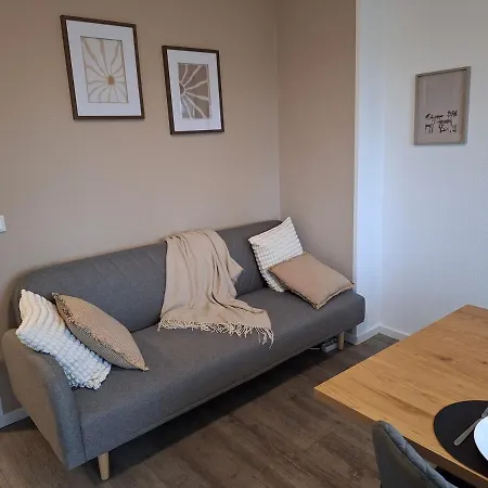 For 4 - Parking Space For Car - Internet شقة بيليفيلد