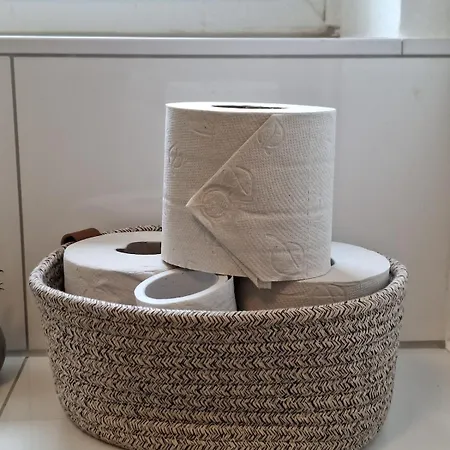 شقة For 4 - Parking Space For Car - Internet