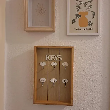 For 4 - Parking Space For Car - Internet Apartament Bielefeld