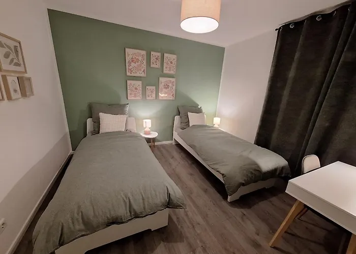 Appartement For 4 - Parking Space For Car - Internet Bielefeld