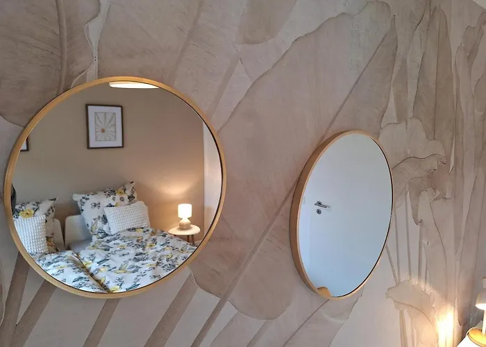 For 4 - Parking Space For Car - Internet Lejlighed